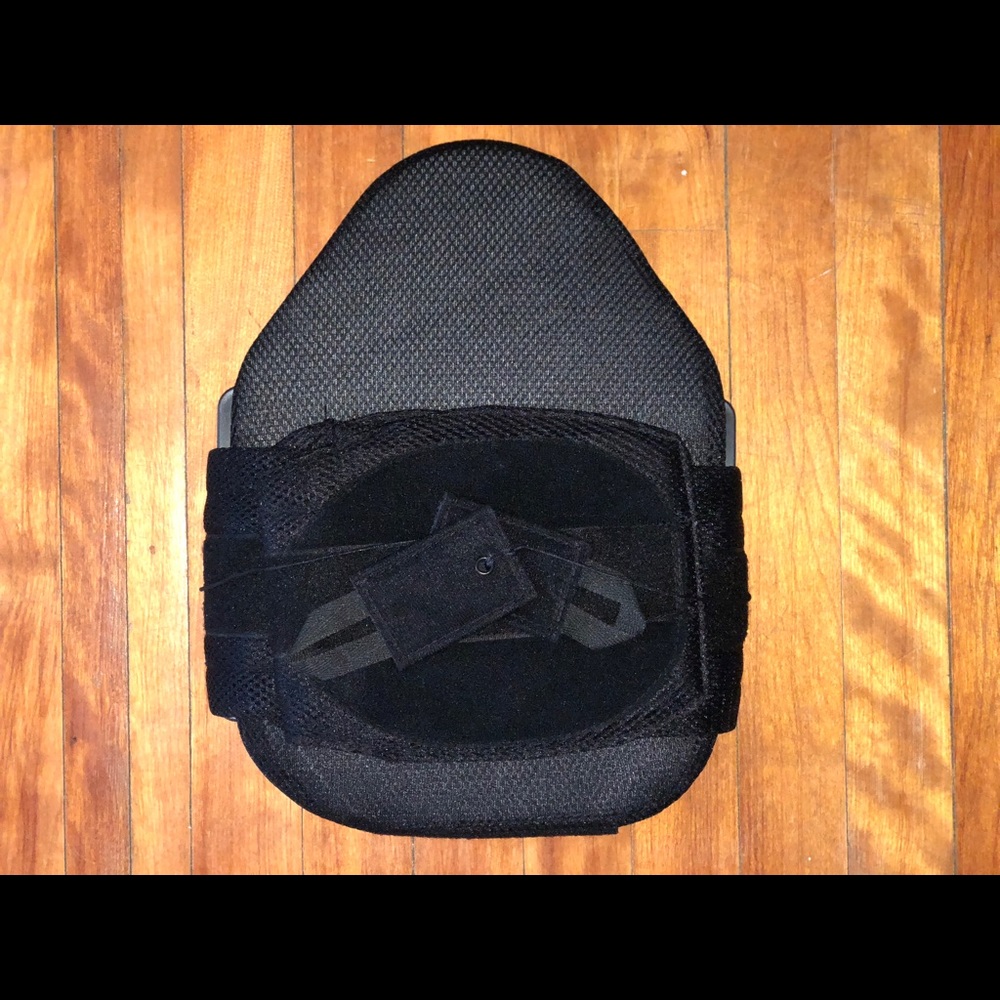 New! LSO 637 Blk Support Brace Ajustable to size!